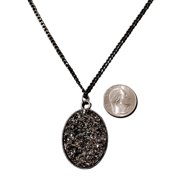 Long Geode Pendant Unbranded Black Metallic Chain Statement Necklace - Picture 5 of 8